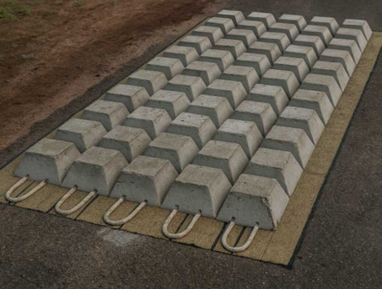 Articulated-Concrete-Mattresses-2 80kg polypropylene bag